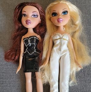 Set of 2 Bratz dolls